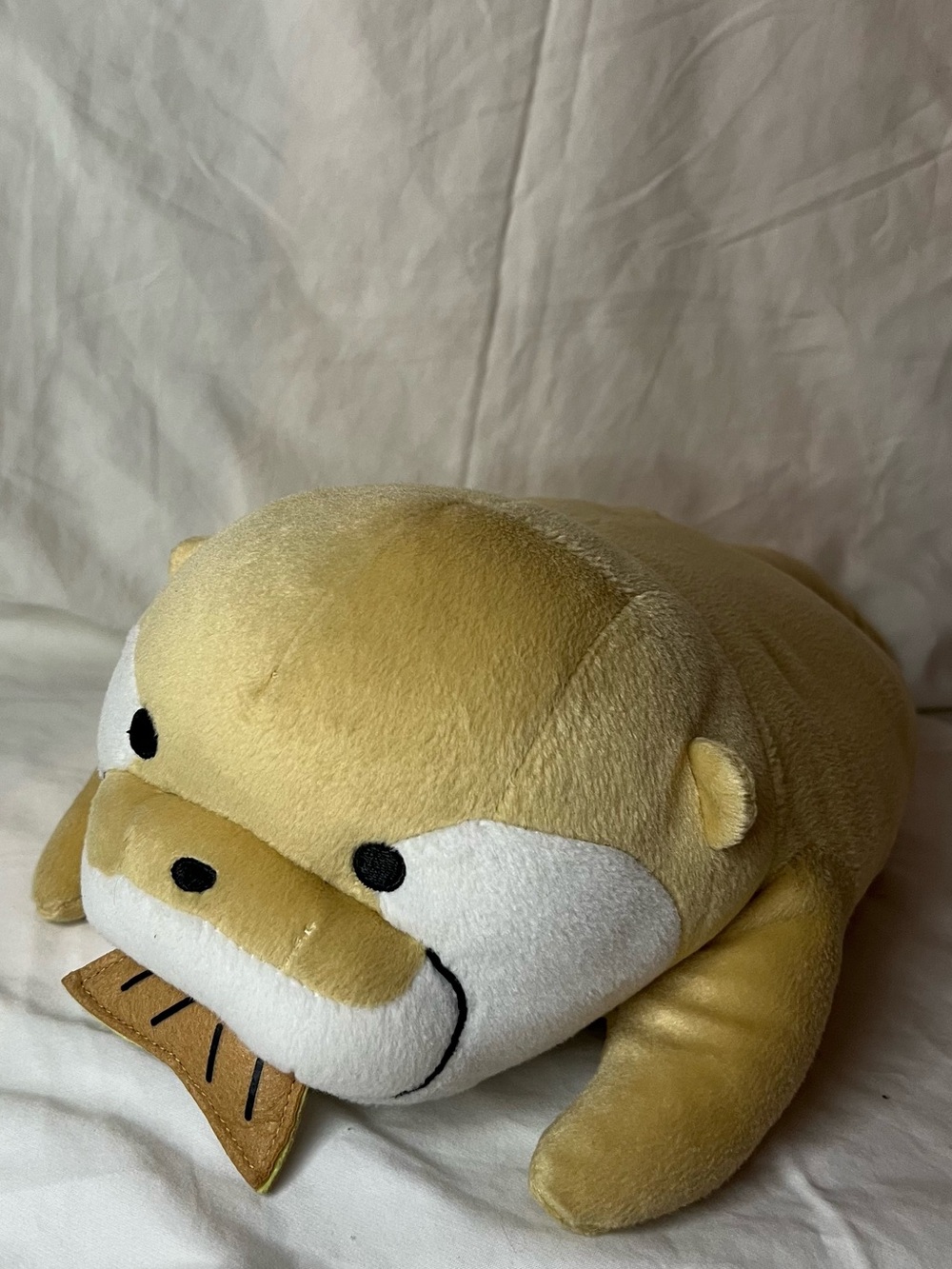Amuse Mochi Fuwa Sea Otter Plush Japan Import Taiyaki Fish Nemukko 9"